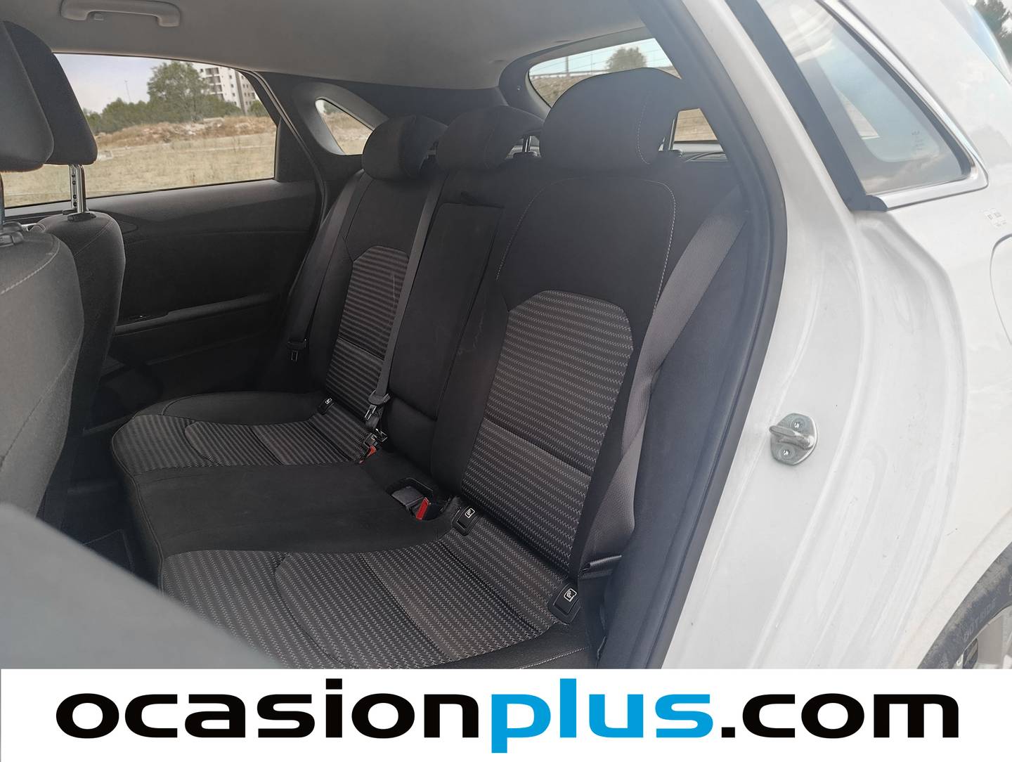 Foto asientos traseros KIA Ceed KIA Ceed 1.6 MHEV iMT Drive (136 CV)