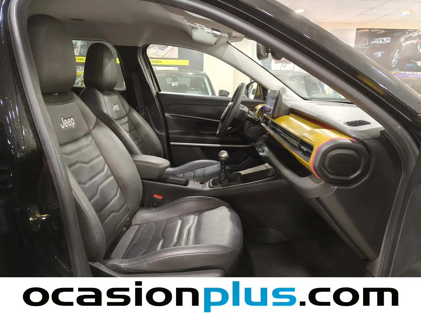 Foto Jeep Avenger Jeep Avenger 1.2 G Summit (100 CV)