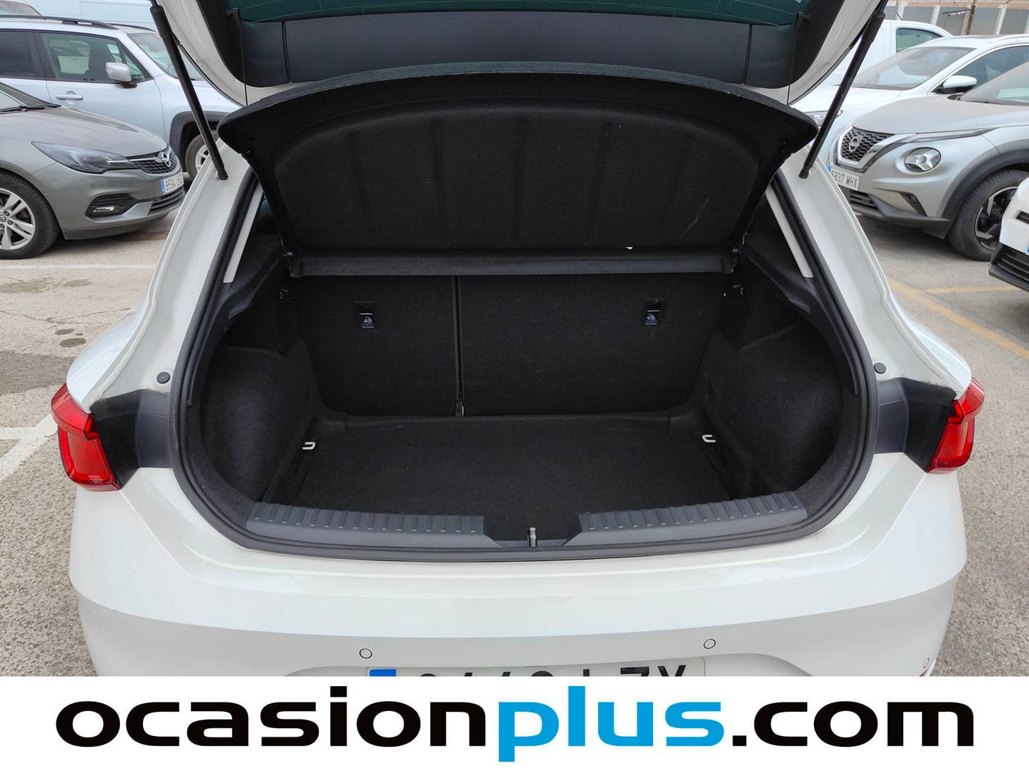 Fotos maletero Seat León Seat León 1.0 eTSI S&S Style Go S DSG (110 CV)