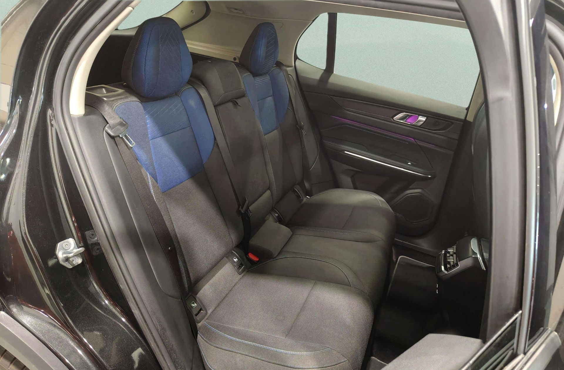 Lynk & Co 01 1.5 PHEV - foto 25