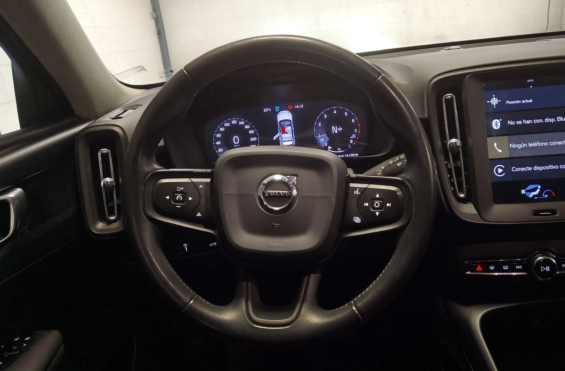 Volvo XC40 T3 - foto 23