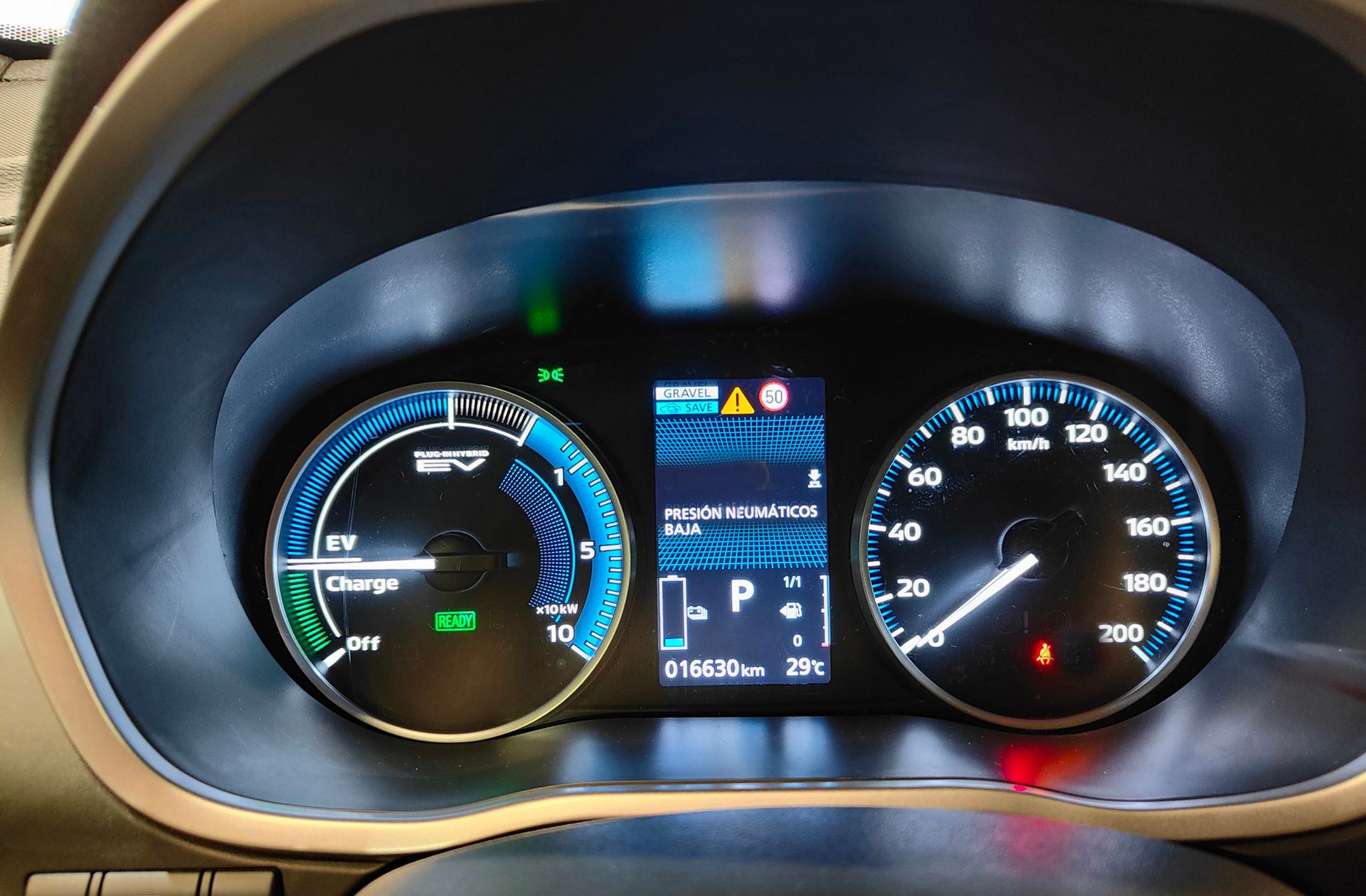 Mitsubishi Eclipse Cross 2.4 PHEV Kaiteki 4WD - foto 25