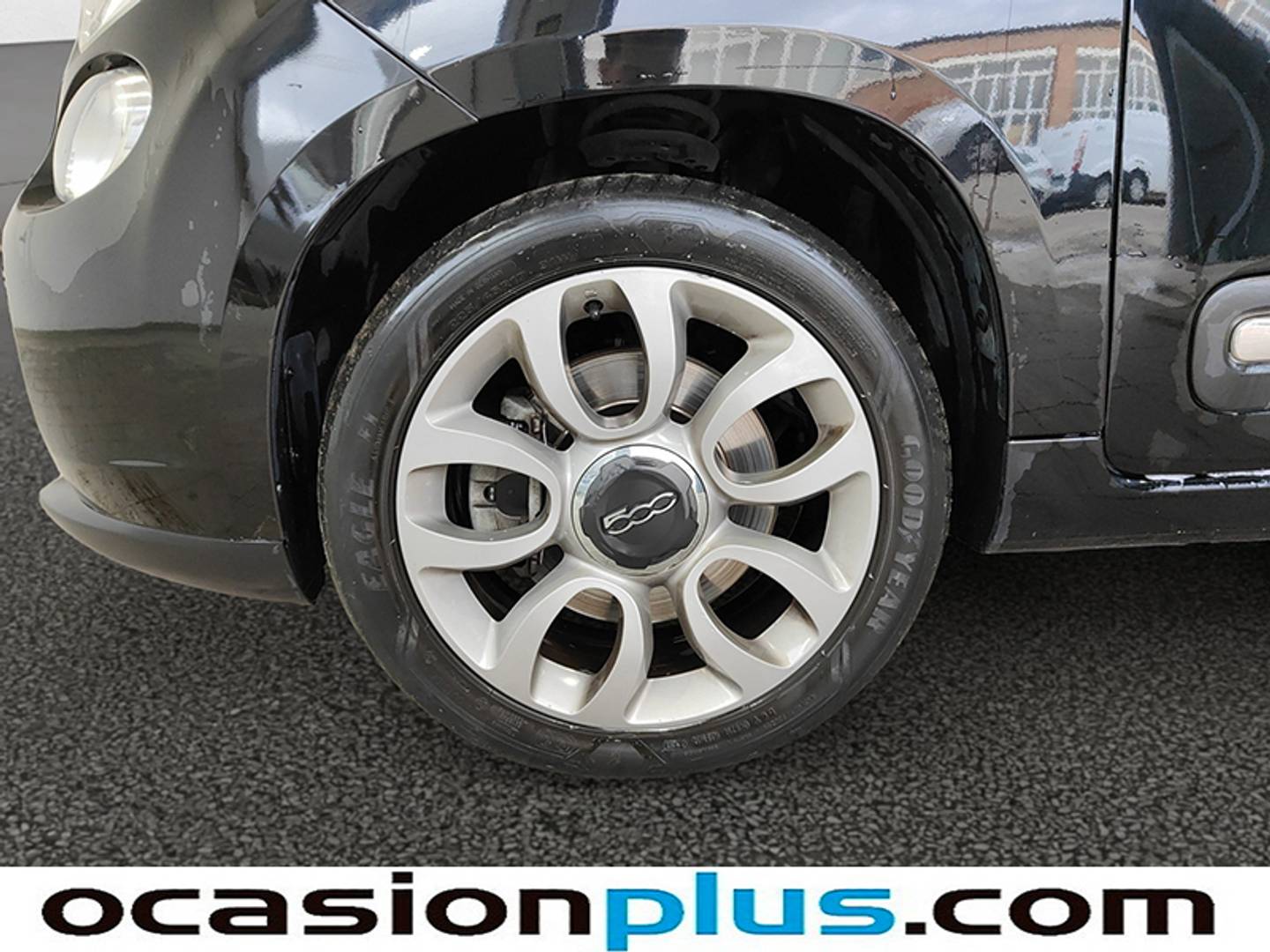 Foto Fiat 500L Fiat 500L 1.6 16v Multijet S&S Lounge (120 CV)