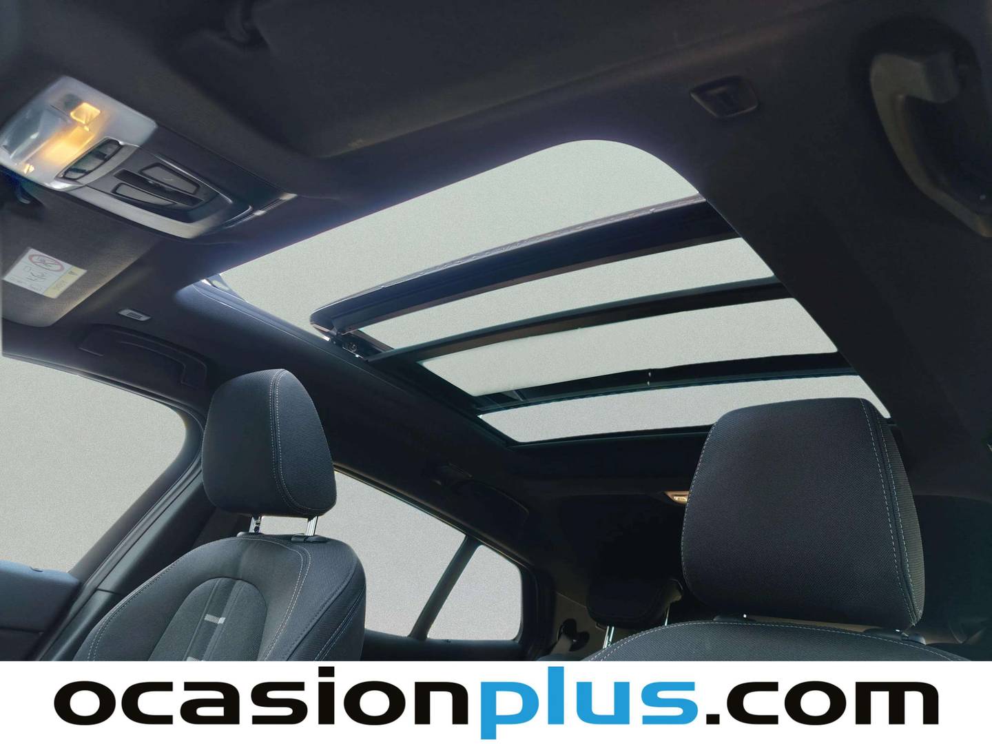 Extras y acabados del BMW X2 BMW X2 sDrive18i (136 CV)