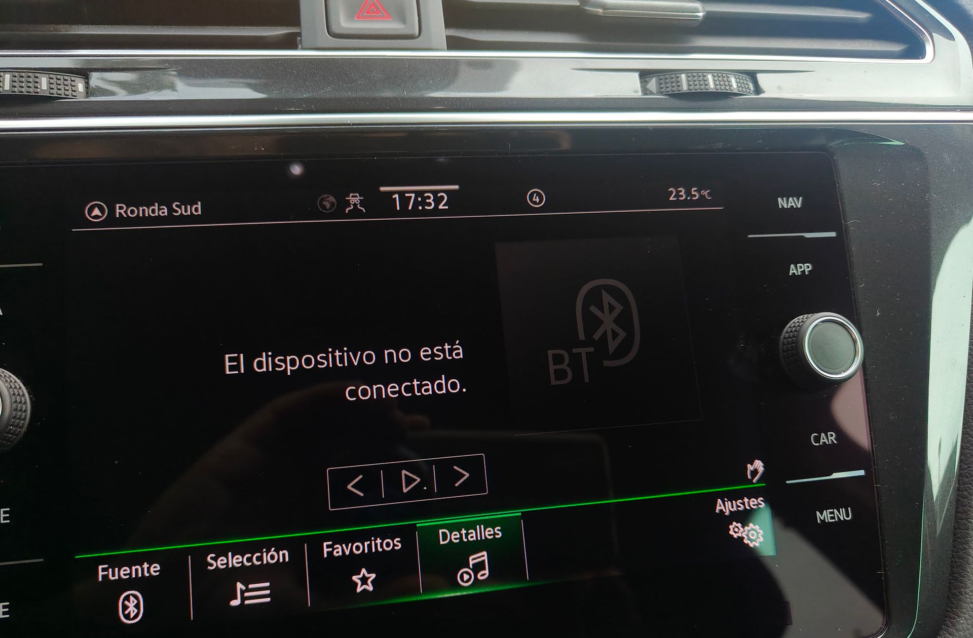 Volkswagen Tiguan Urban Sport 2.0 TDI DSG - foto 36