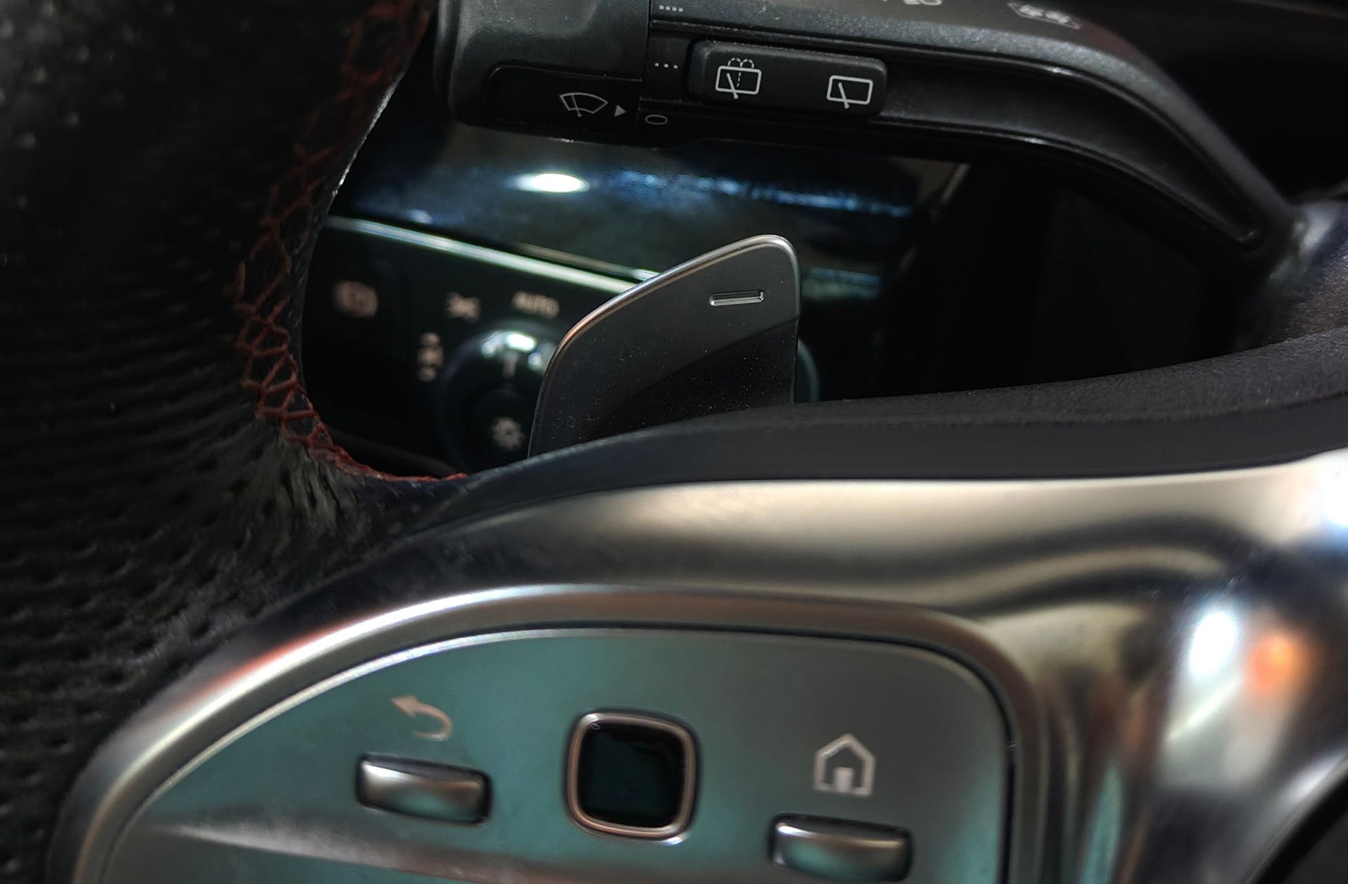Mercedes-Benz Clase A 220 Pack AMG - foto 35