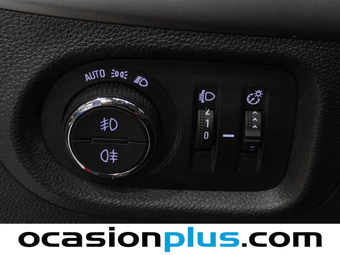 Foto Opel Astra Opel Astra 1.6 CDTi S&S Selective (110 CV)