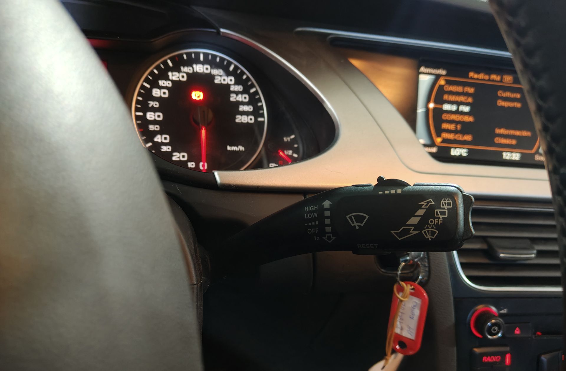 Audi A4 Avant 2.0 TDI DPF - foto 29