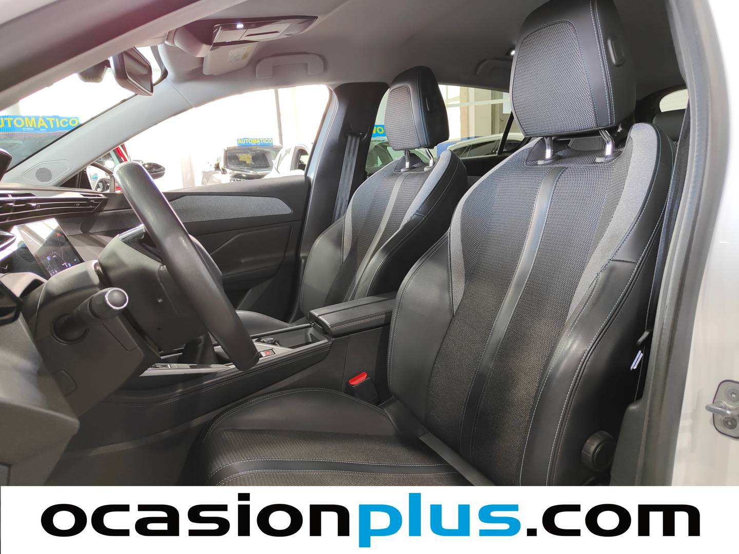Foto asientos delanteros Peugeot 308 Peugeot 308 PureTech 130 S&S Allure (130 CV)