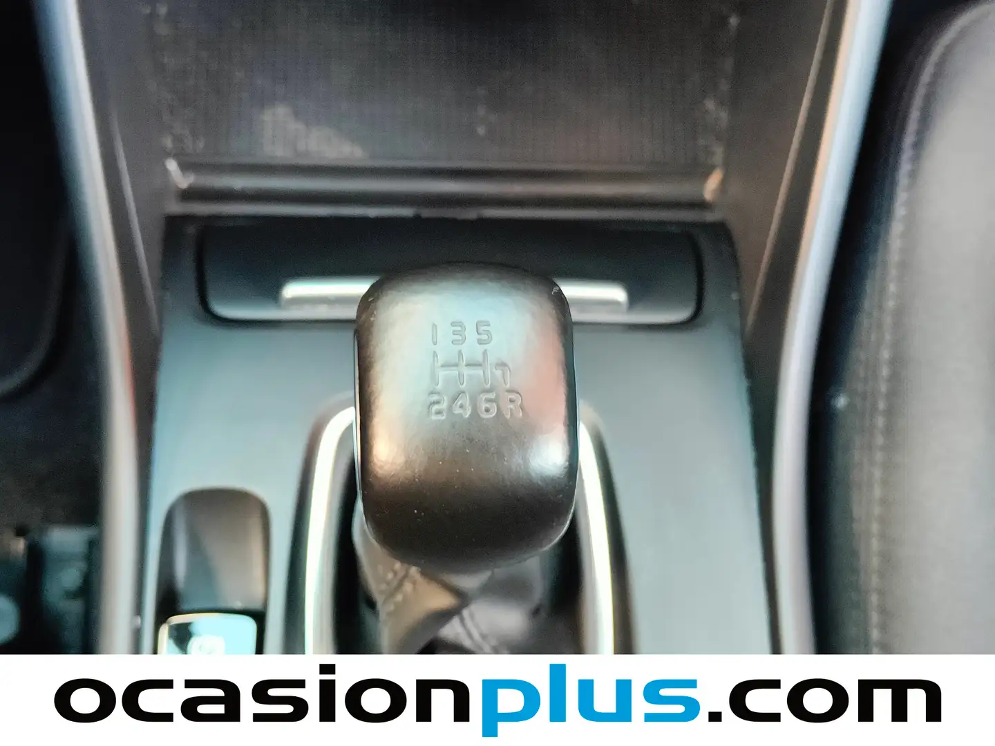 Foto Volvo XC40 Volvo XC40 T3 Momentum Pro (163 CV)