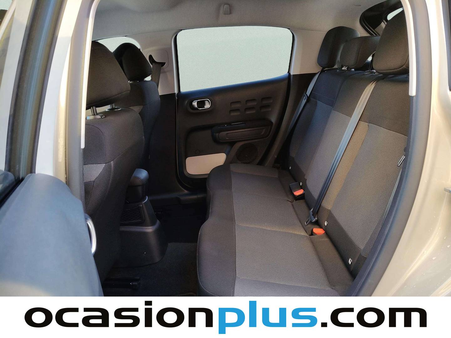 Foto asientos traseros Citroën C3 Citroen C3 BlueHDi 100 S&S Shine  (102 CV)