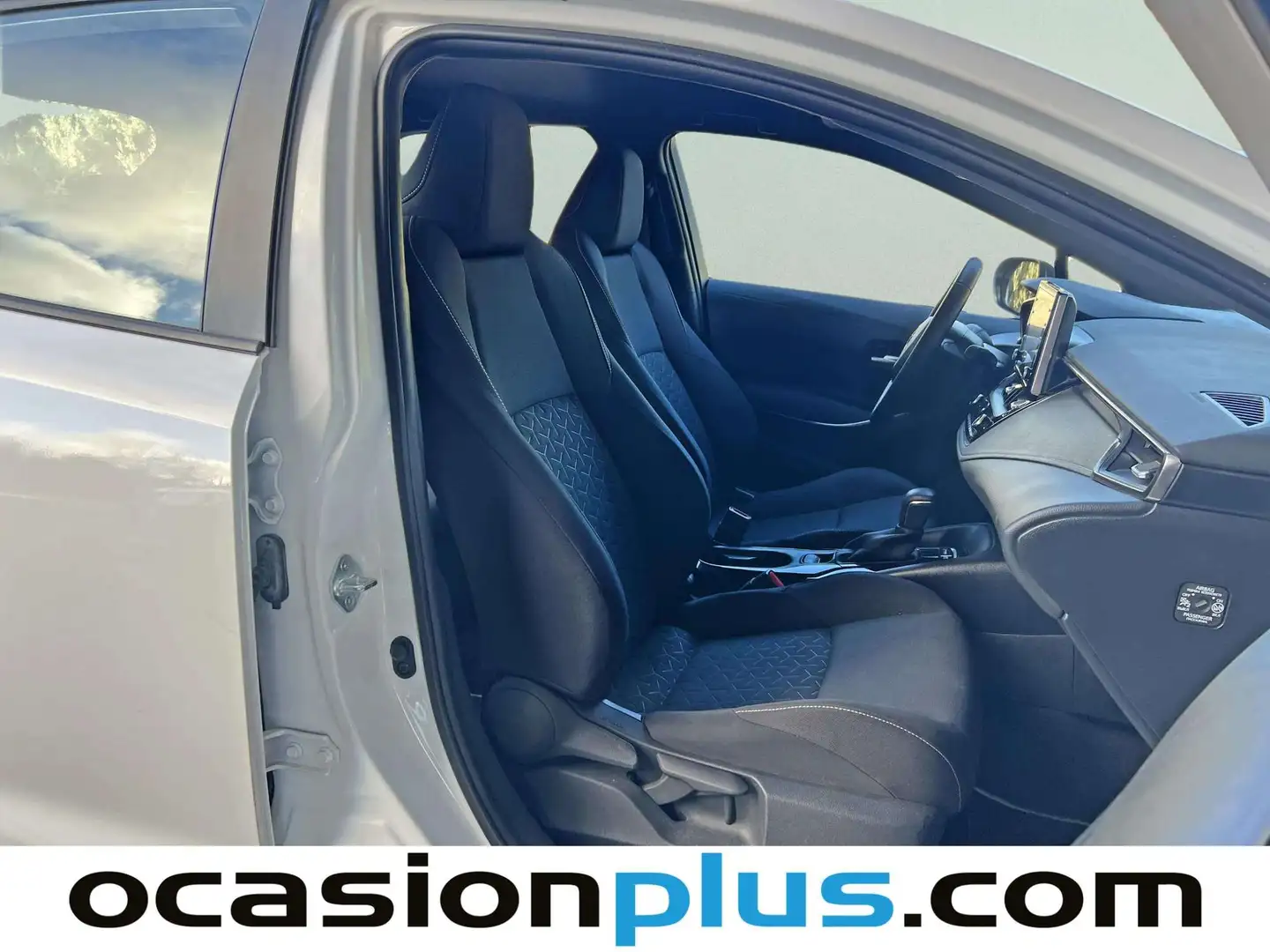 Foto Toyota Corolla Toyota Corolla 125H Business E-CVT (122 CV)