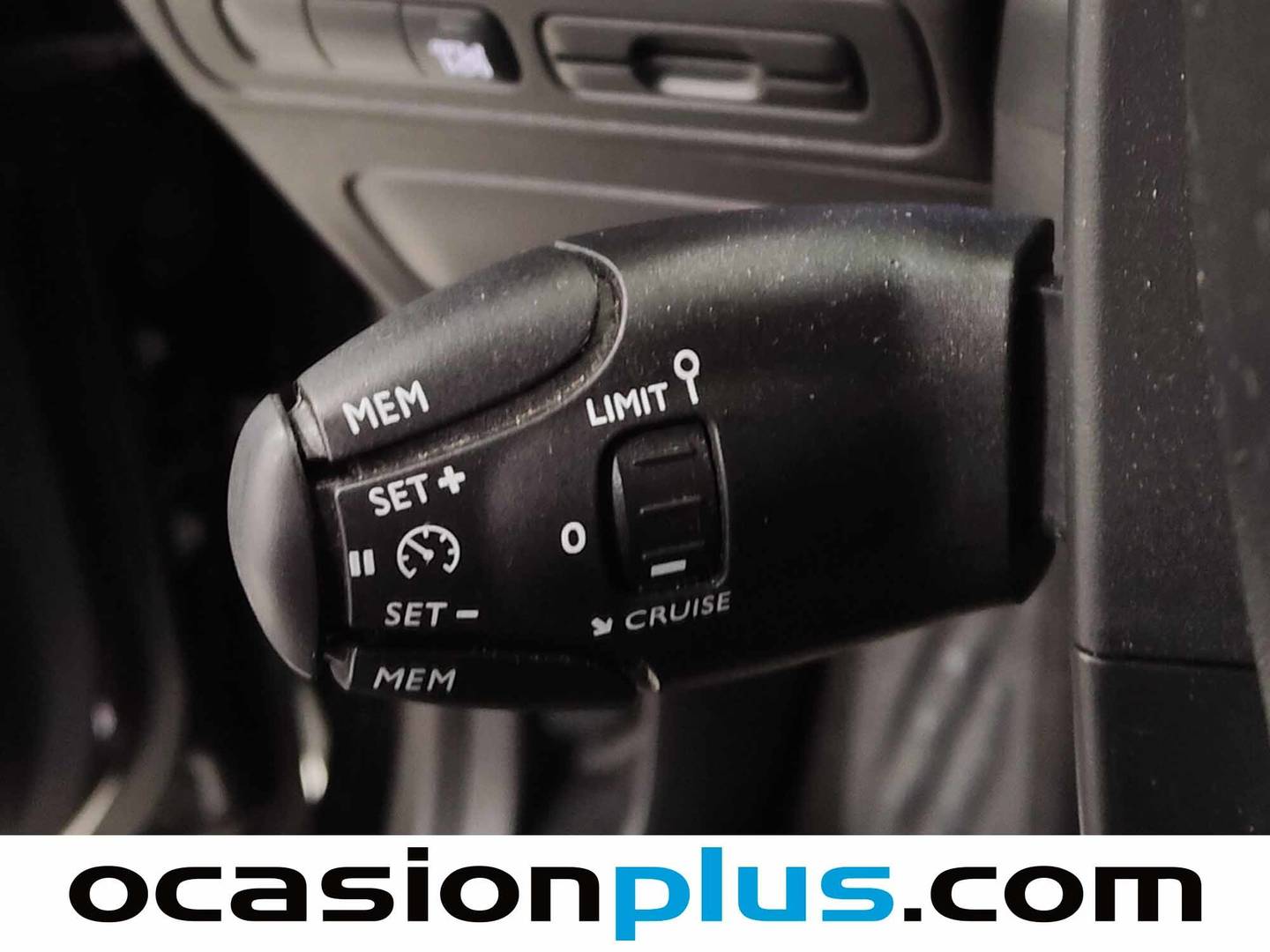 Foto Citroën C3 Aircross Citroen C3 Aircross PureTech 130 Shine Pack EAT6 (131 CV)