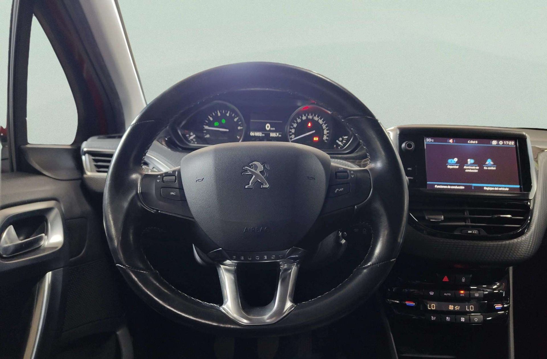 Peugeot 2008 PureTech 130 Allure - foto 30