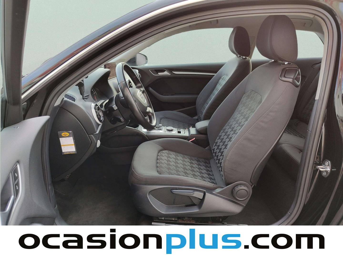 Foto asientos delanteros Audi A3 Audi A3 Attracted 1.6 TDI clean diesel (110 CV) S tronic