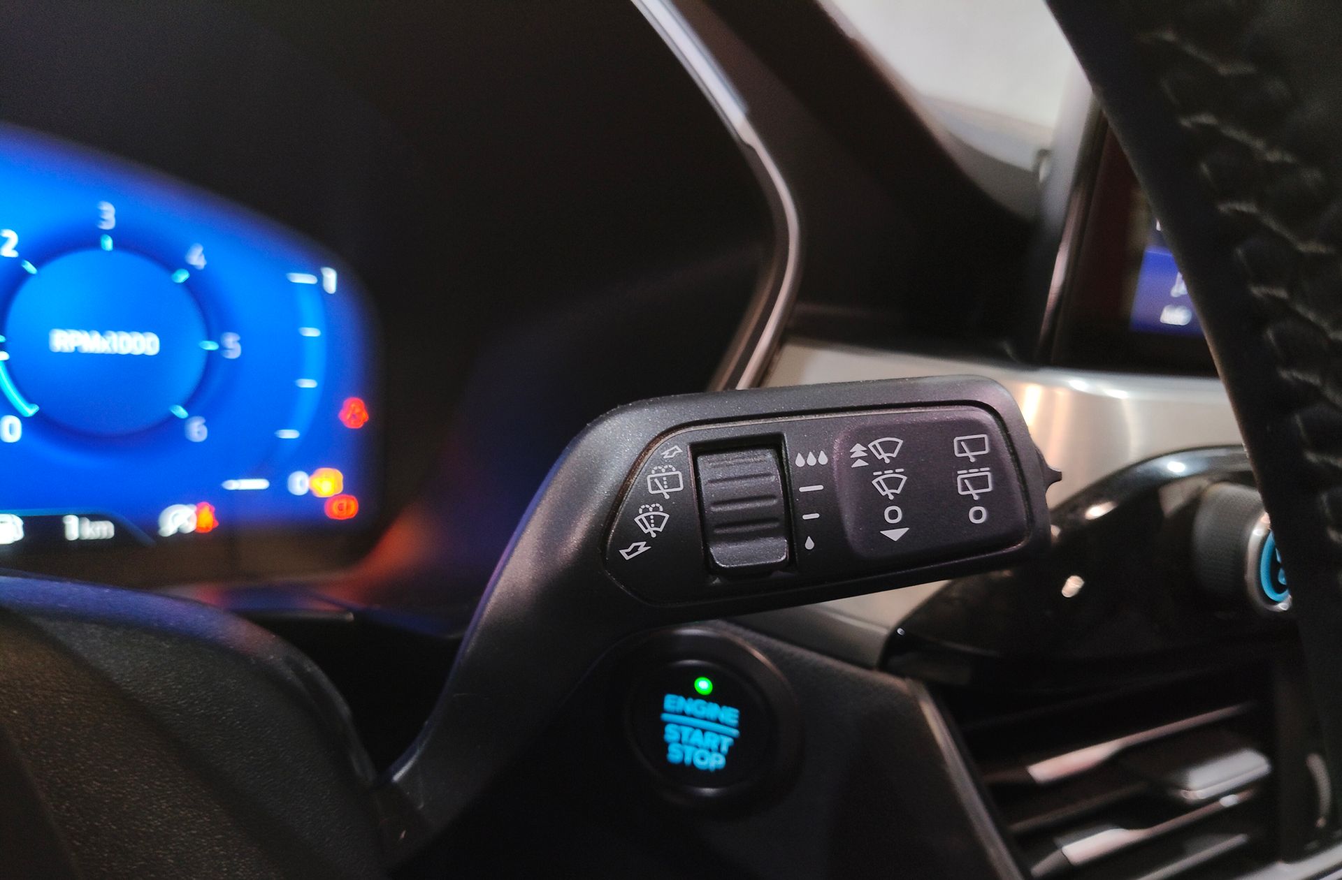 Ford Kuga 1.5 EcoBlue Titanium - foto 31