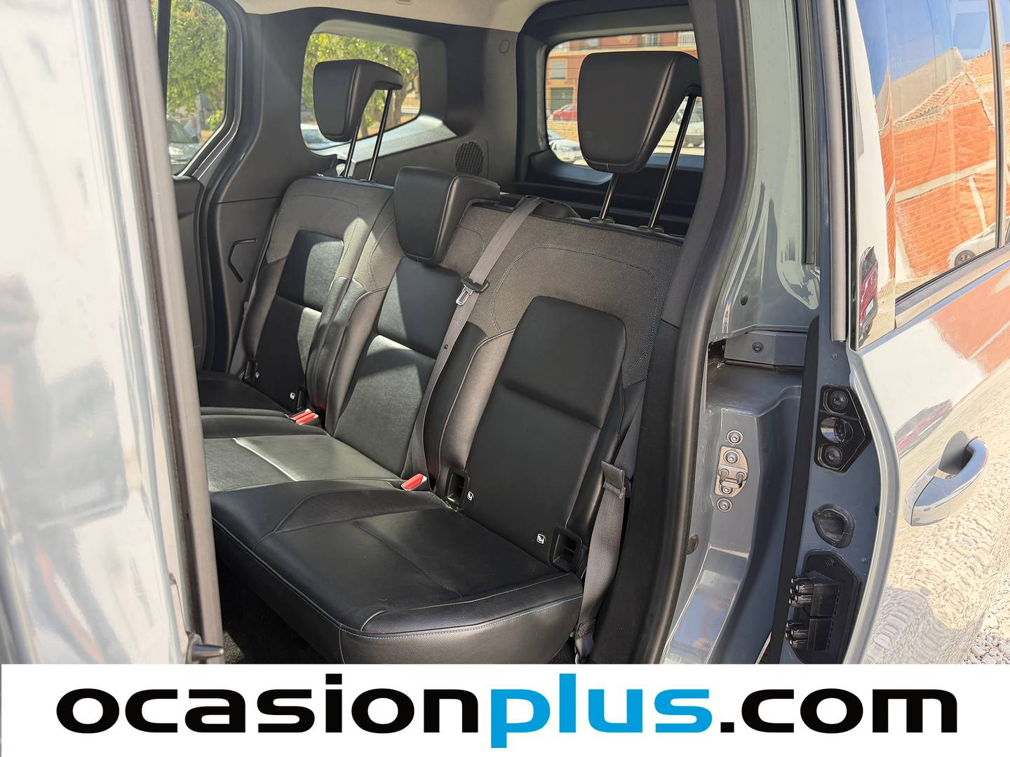 Foto asientos traseros Nissan Townstar Nissan Townstar 1.3G L1 N-Connecta (130 CV)