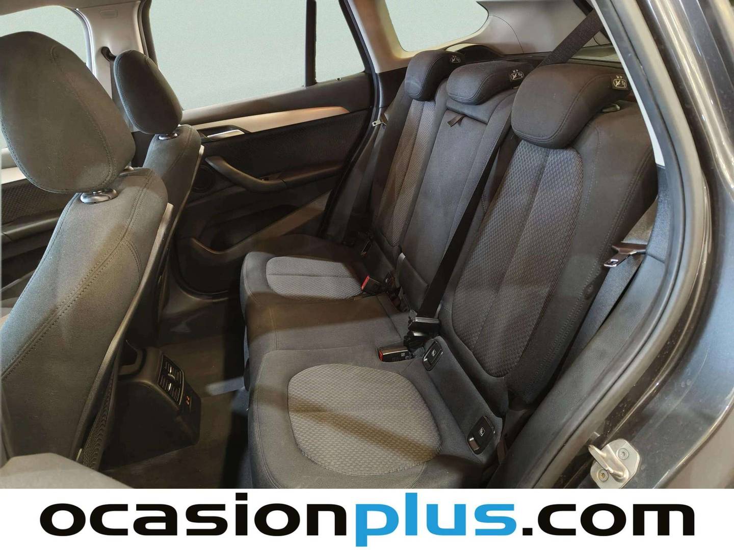 Foto asientos traseros BMW X1 BMW X1 sDrive18i (140 CV)