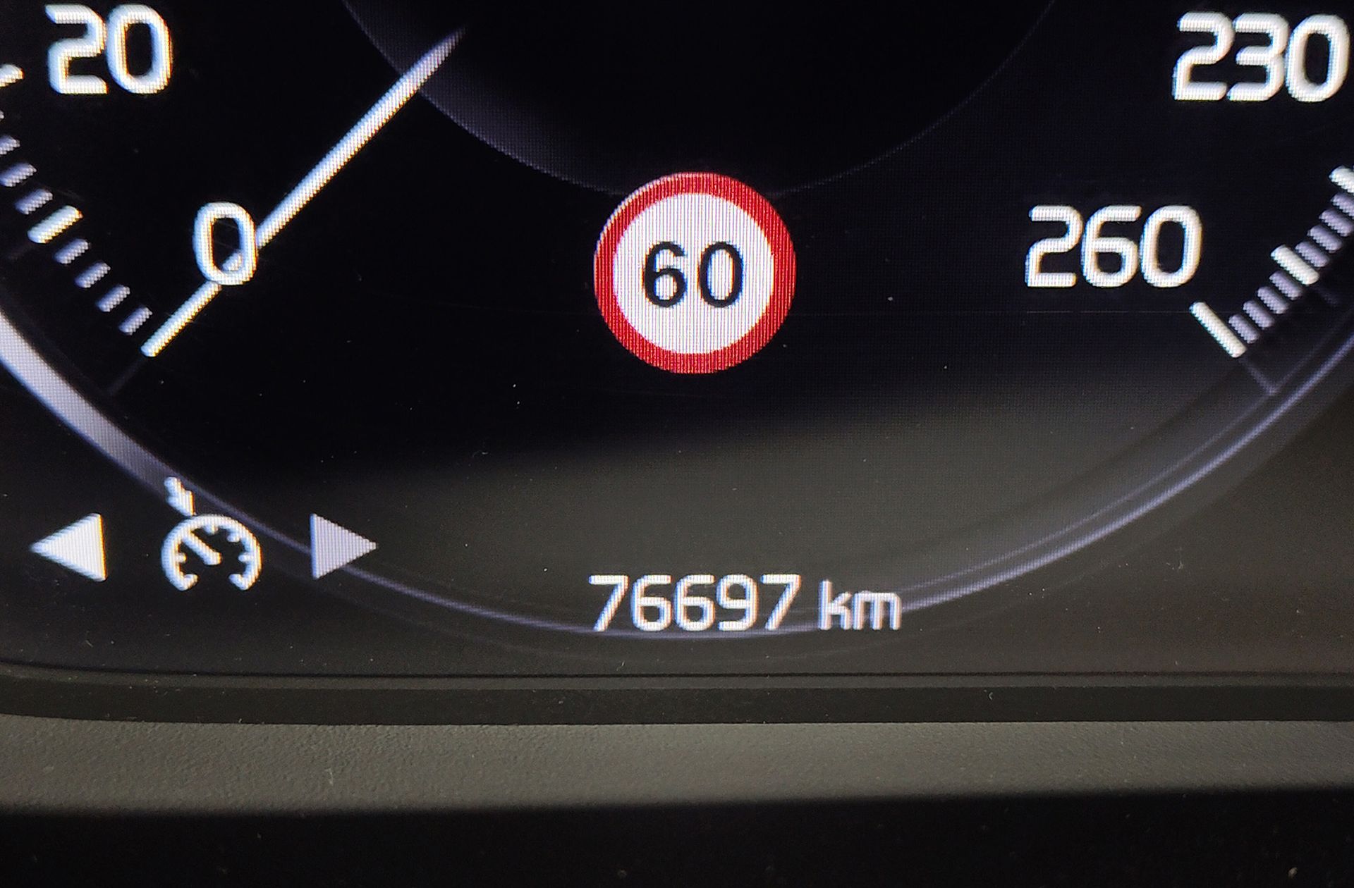 Volvo XC40 T2 Momentum Core - foto 9