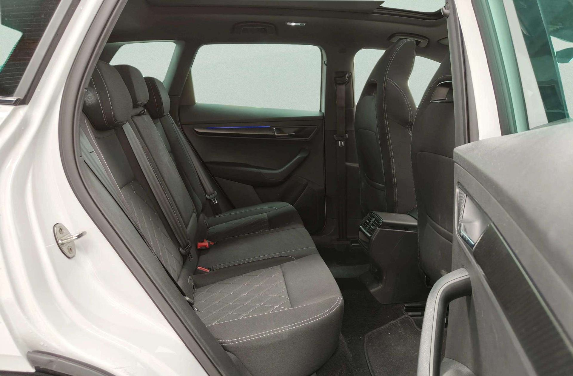Škoda Karoq 1.5 TSI ACT Sportline DSG - foto 21