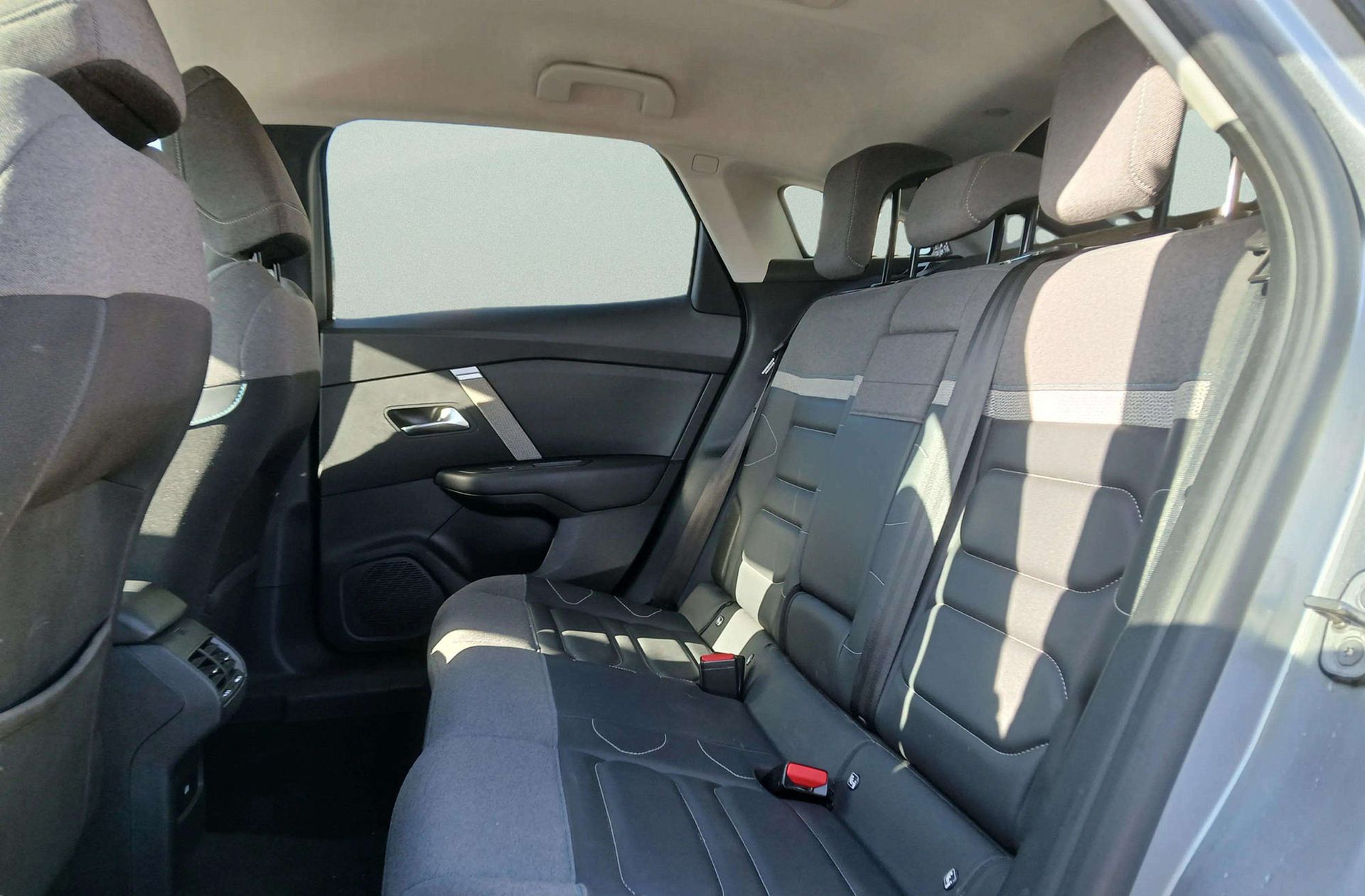 Citroën C4 PureTech 130 Shine - foto 12