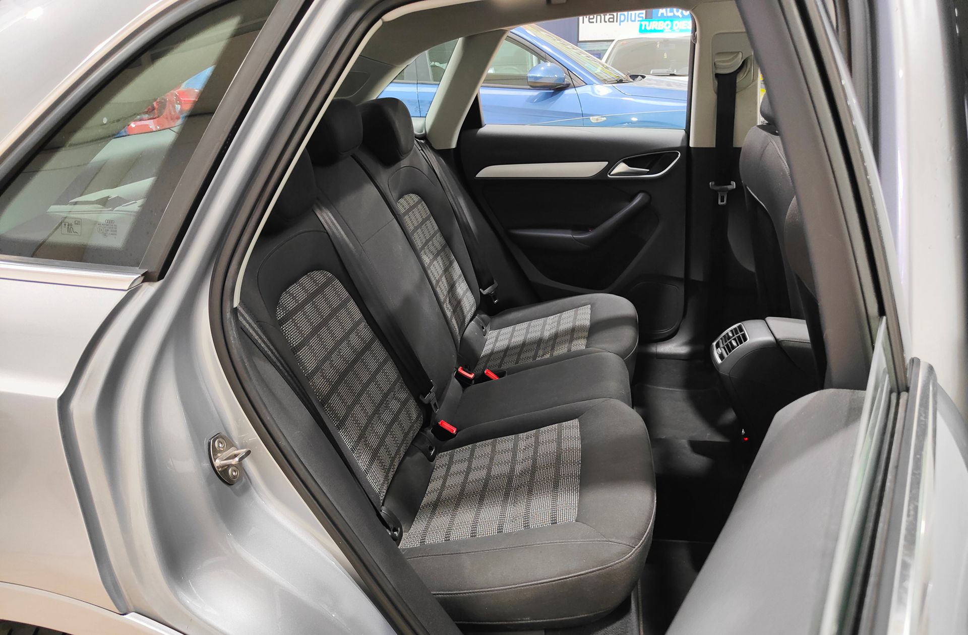Audi Q3 Sport Edition 2.0 TDI quattro S Tronic - foto 17
