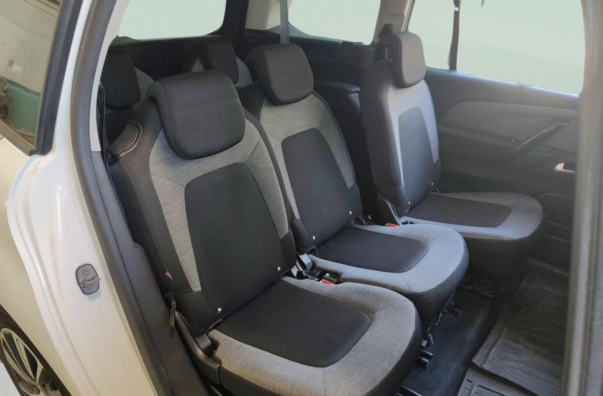 Citroën C4 Grand SpaceTourer BlueHDi 130 Feel 7 plazas - foto 16
