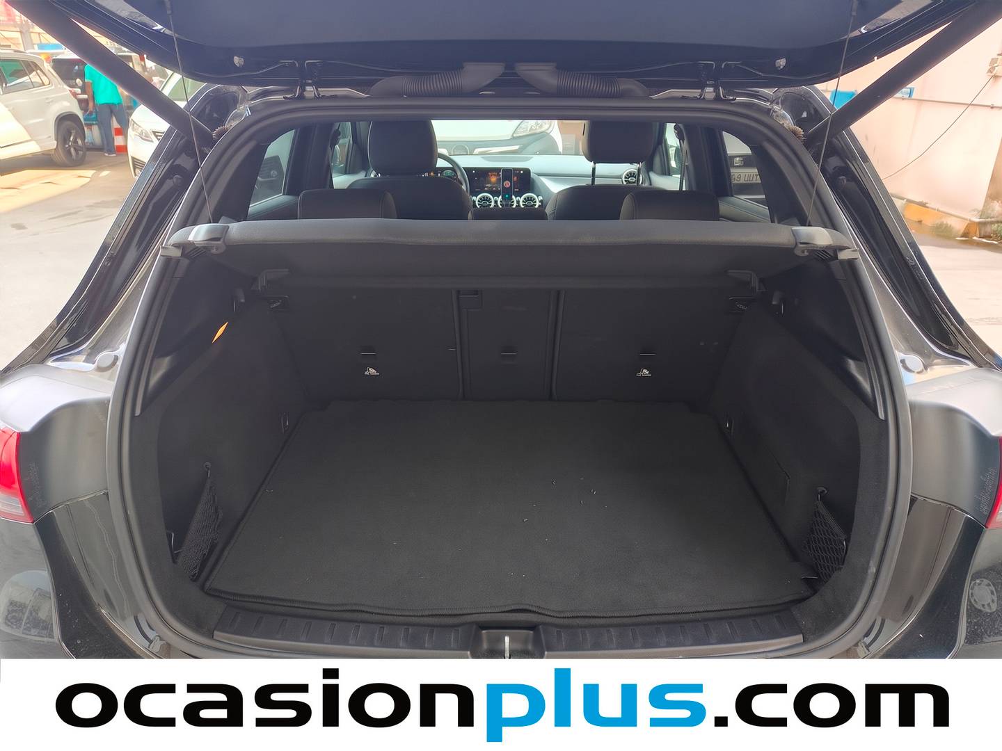 Fotos maletero Mercedes GLA Mercedes GLA 180 (136 CV)