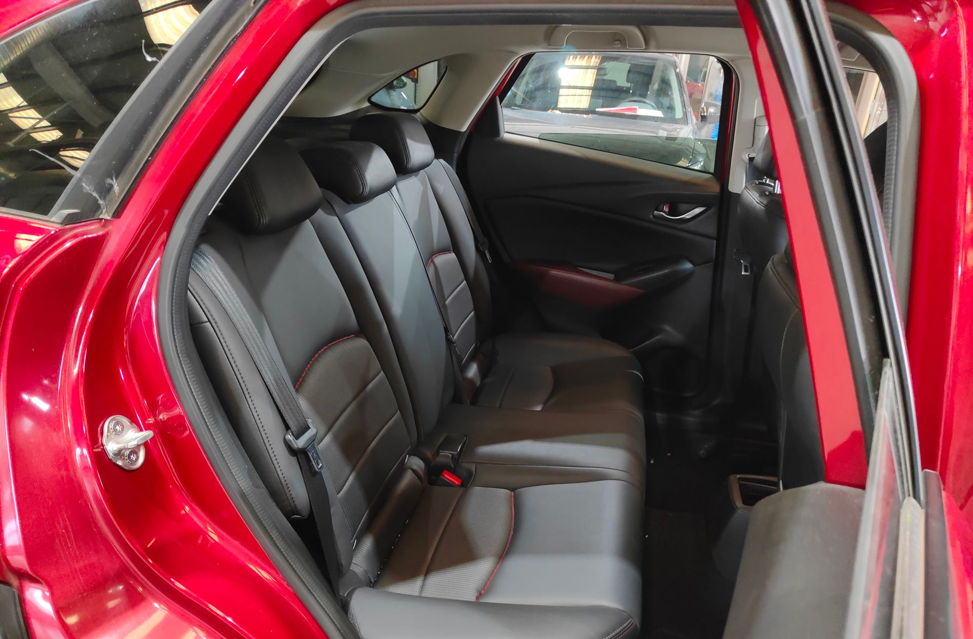 Mazda CX-3 2.0 Skyactiv GE Luxury 2WD - foto 16