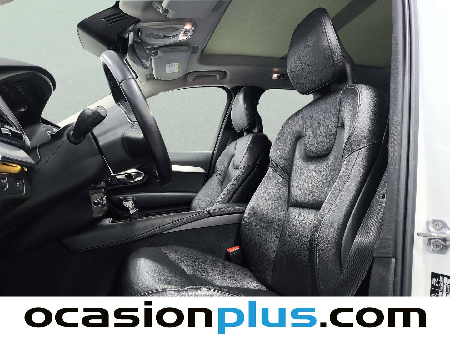 Foto asientos delanteros Volvo XC90 Volvo XC90 D5 Momentum AWD Auto (235 CV)