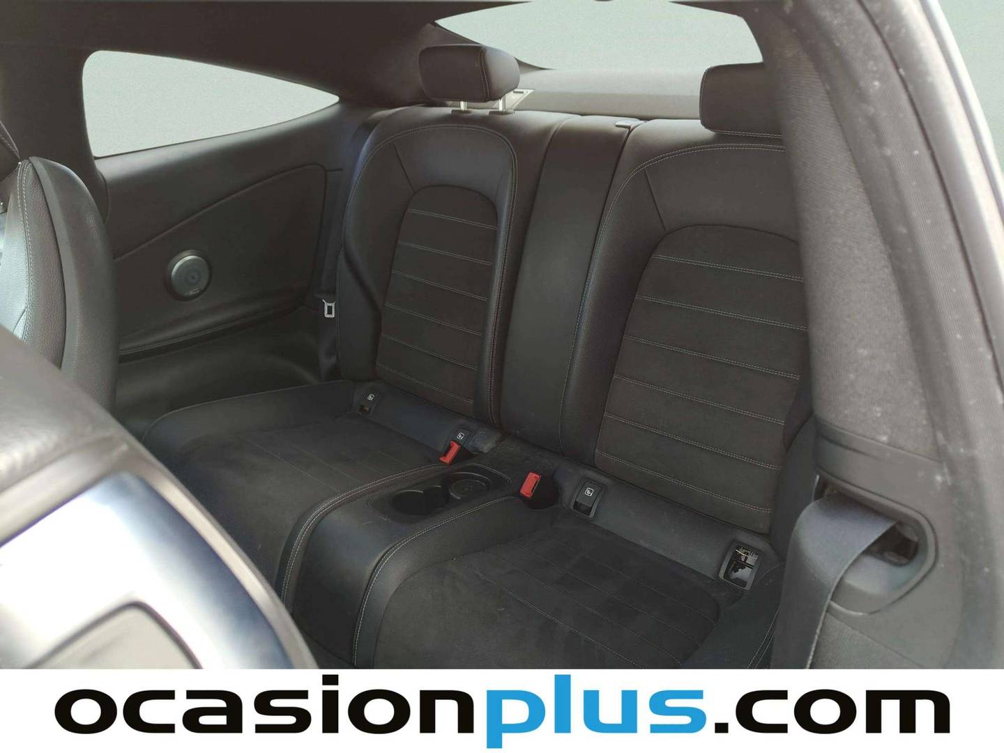 Foto asientos traseros Mercedes Clase C Mercedes Clase C Coupe 220 d (170 CV) Pack AMG