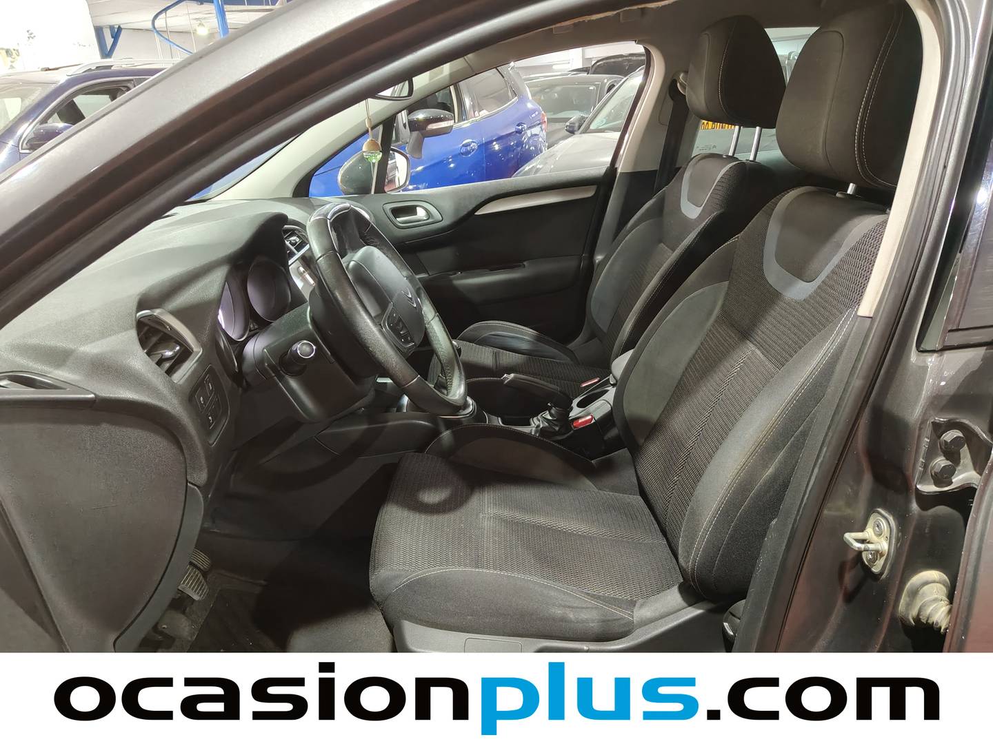 Foto asientos delanteros Citroën C4 Citroën C4 PureTech 110 Tonic (110 CV)