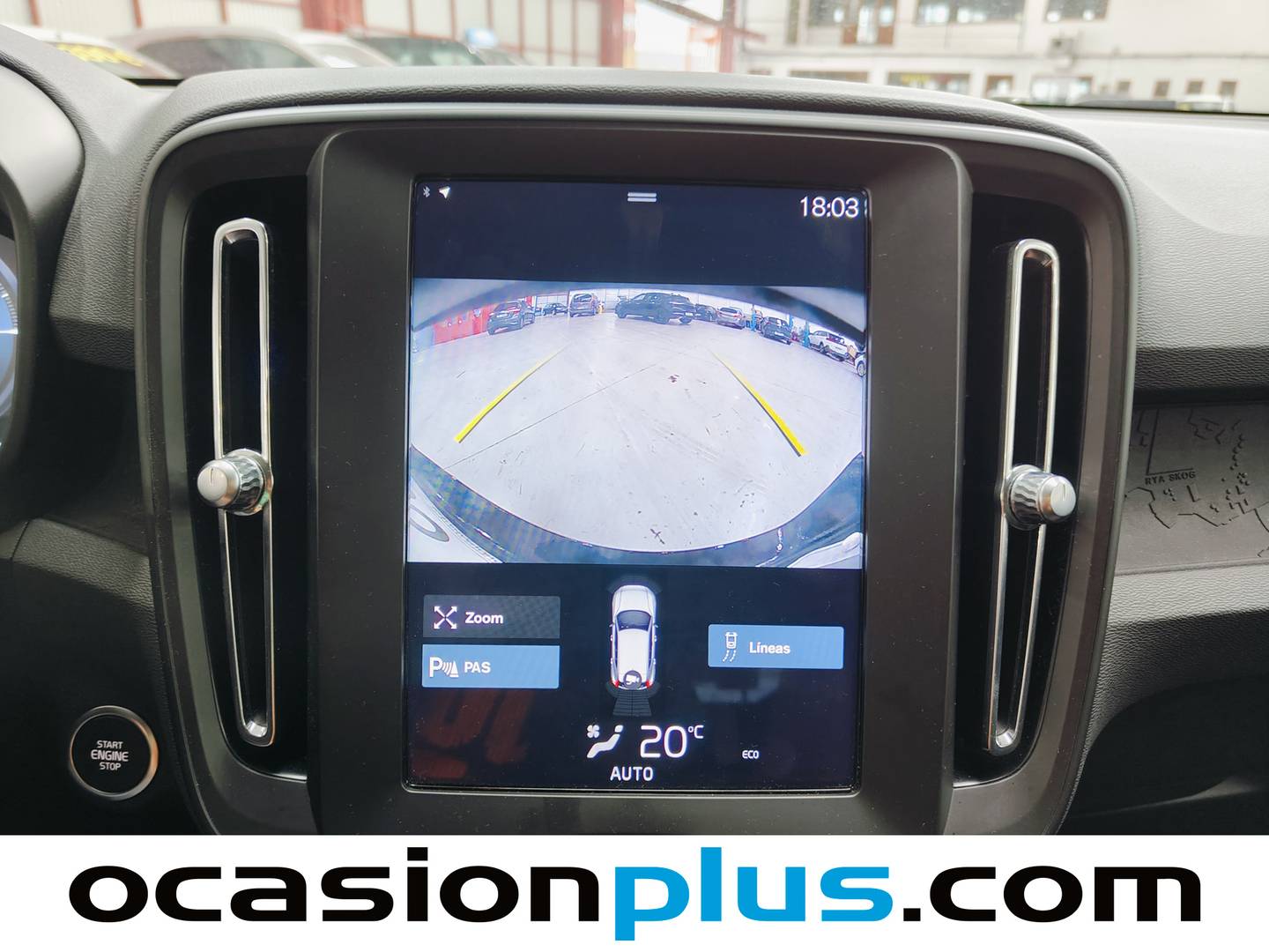 Equipamiento del Volvo XC40 Volvo XC40 T2 Momentum Core (129 CV)