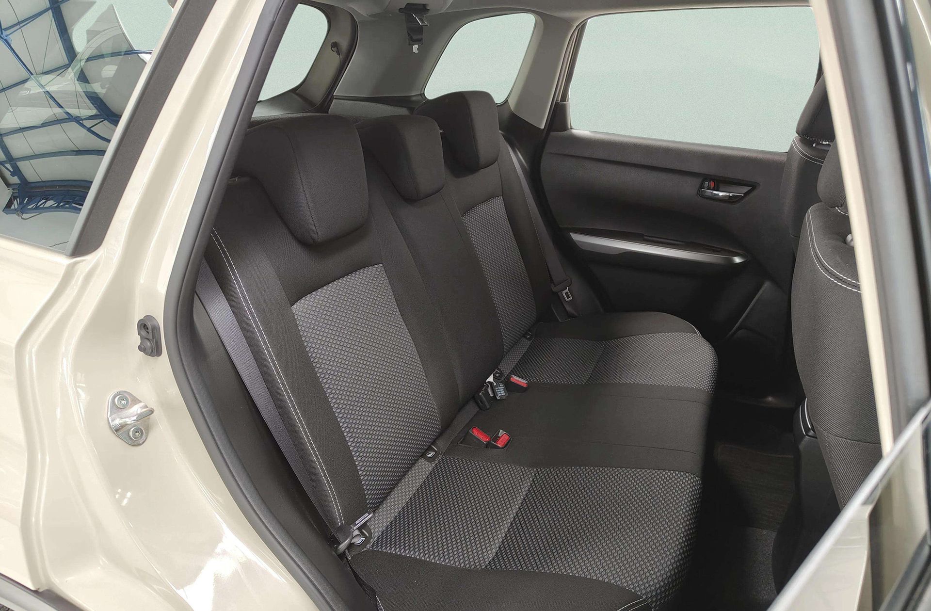 Suzuki Vitara 1.4 T Mild Hybrid S2 - foto 19