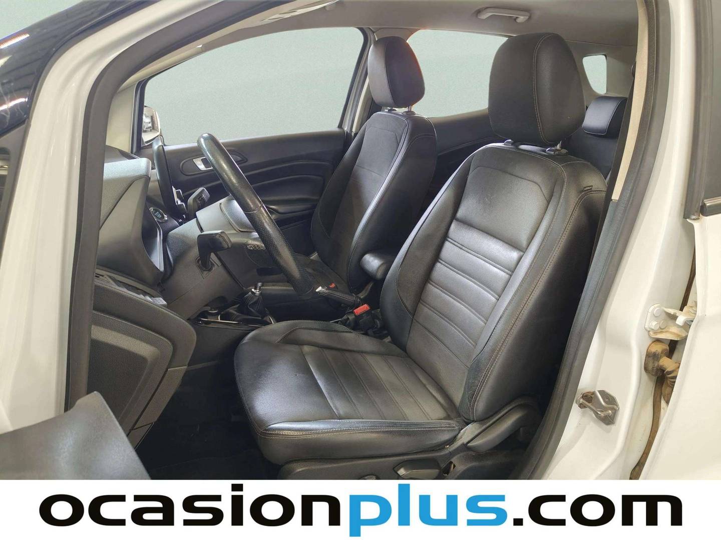 Foto asientos delanteros Ford EcoSport Ford EcoSport 1.0T EcoBoost S&S ST Line (125 CV)