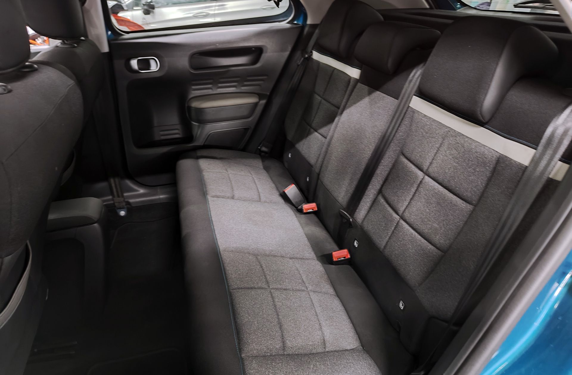 Citroën C4 Cactus PureTech 110 Shine - foto 12