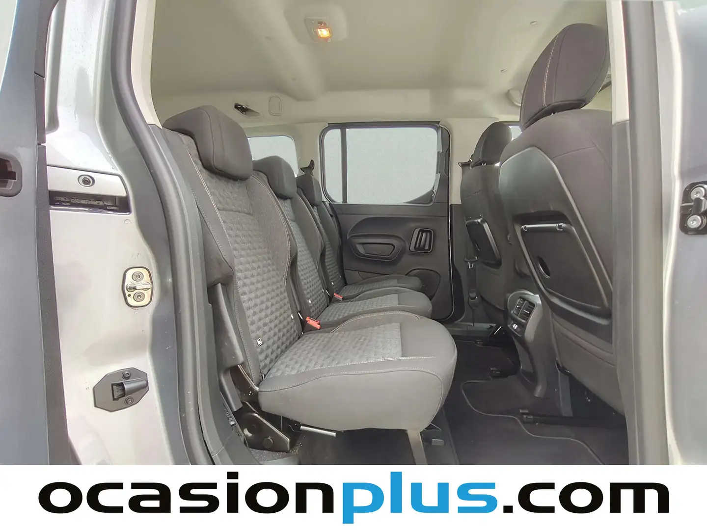 Foto Peugeot Rifter Peugeot Rifter BlueHDi 130 GT Long EAT8 (130 CV) 7 Plazas