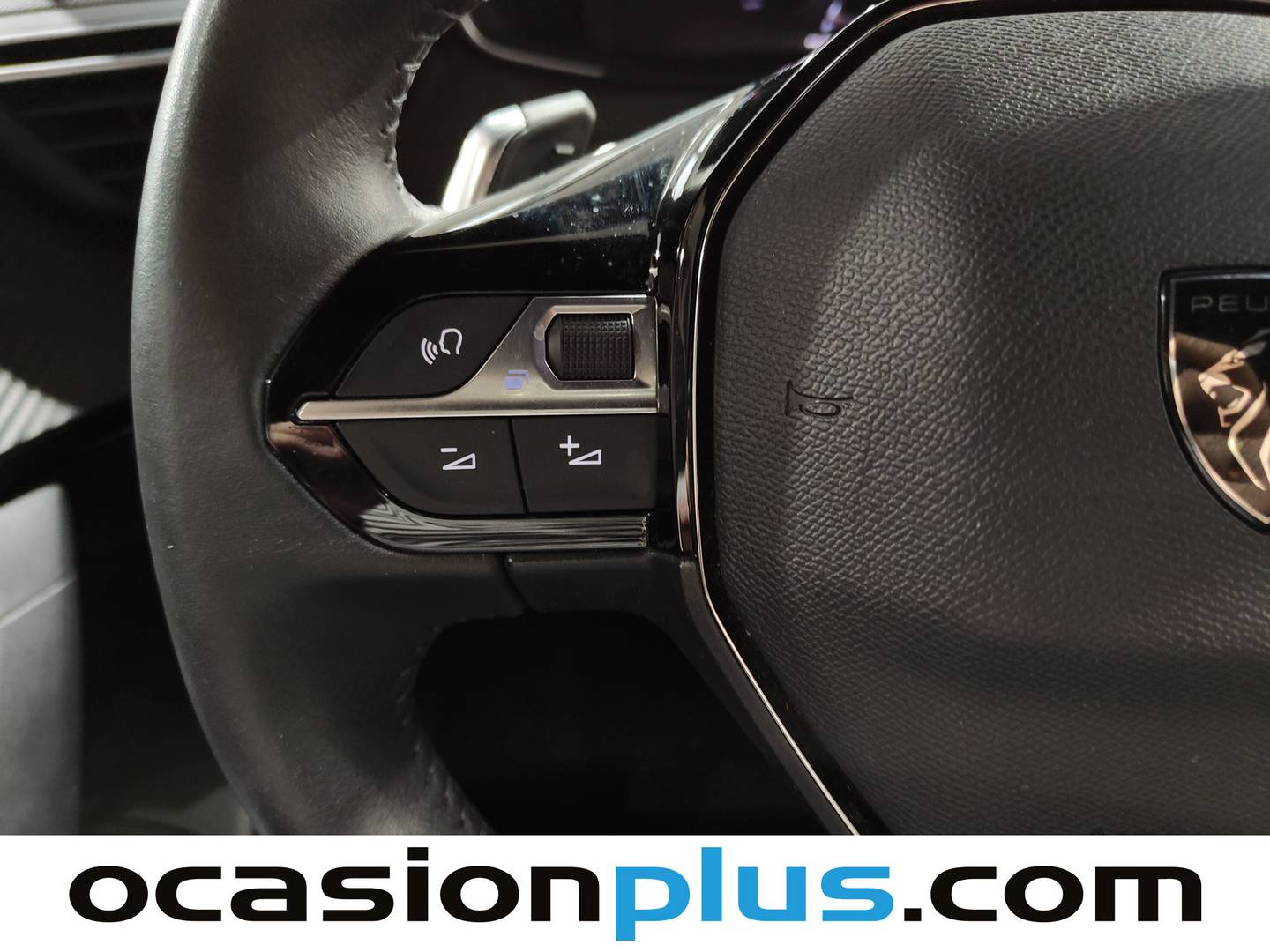 Peugeot 2008 Peugeot 2008 Allure Hybrid eDCS6 (136 CV) automático