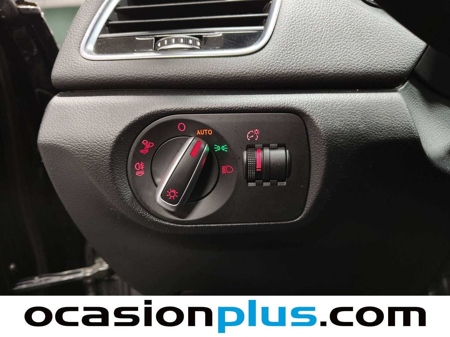 Foto Audi Q3 Audi Q3 design edition 2.0 TDI (150 CV)