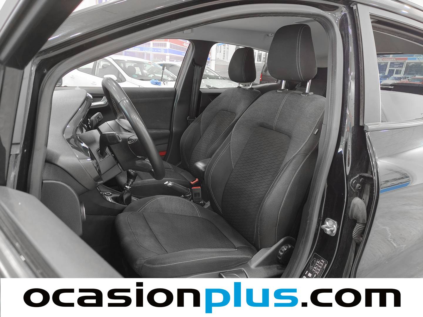 Foto asientos delanteros Ford Puma Ford Puma 1.0 EcoBoost MHEV Titanium Design (125 CV)