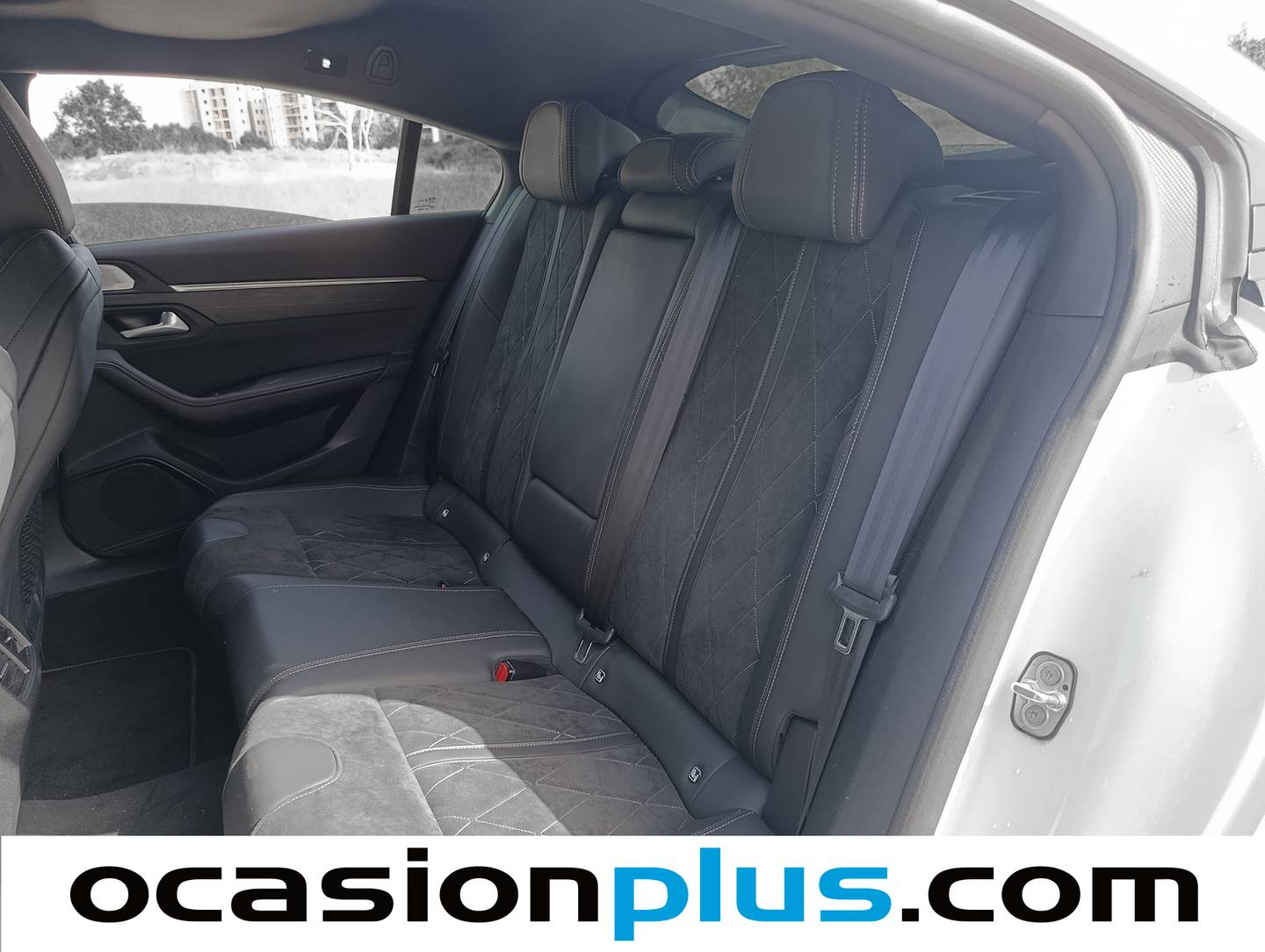 Foto asientos traseros Peugeot 508 Hybrid Peugeot 508 Hybrid 225 GT Line e-EAT8 (225 CV)