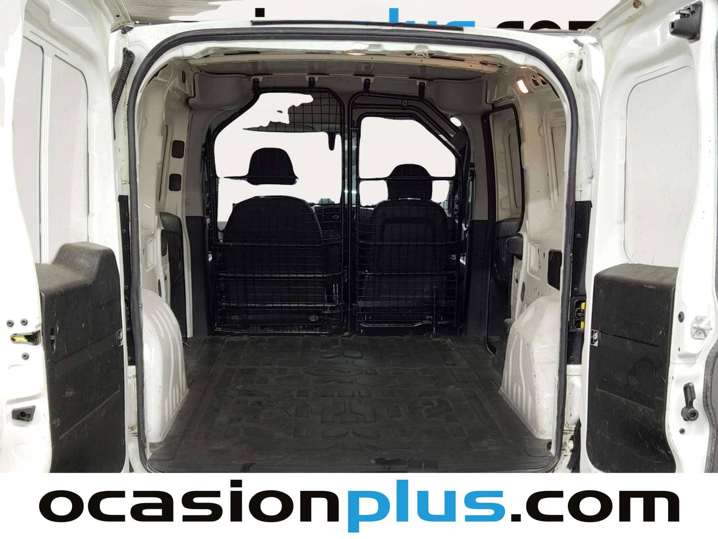 Foto asientos traseros Opel Combo Opel Combo Cargo 1.3 CDTI L2H1 Incrementada (95 CV)