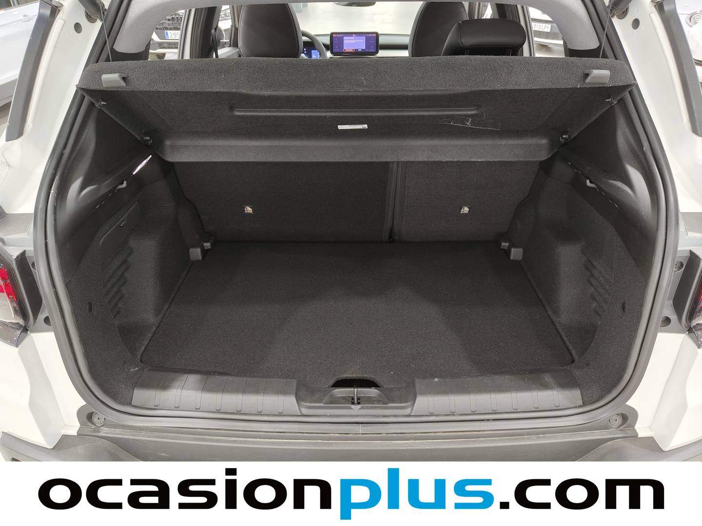 Fotos maletero Jeep Avenger Jeep Avenger 1.2 eHybrid Summit (100 CV)