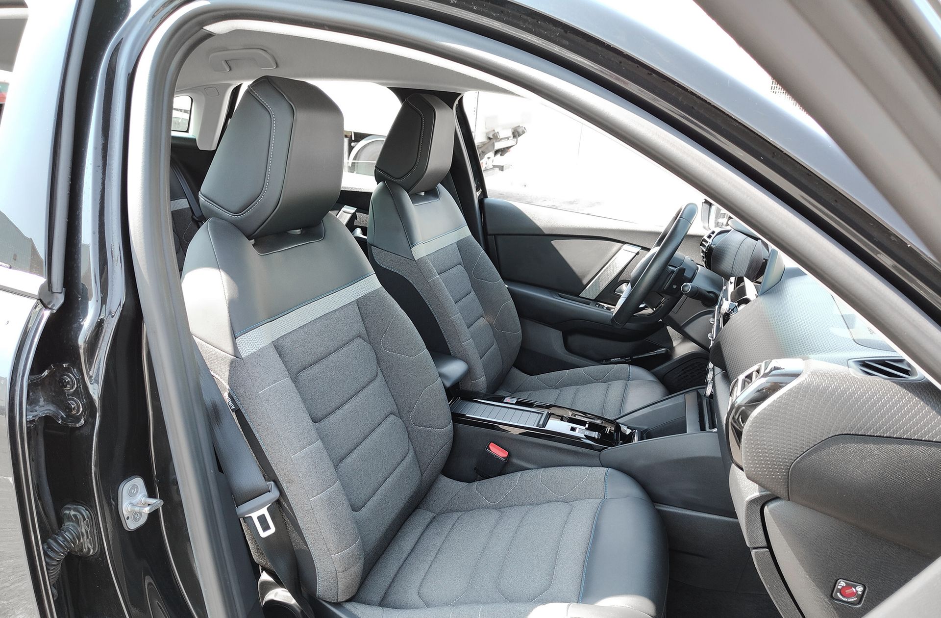 Citroën C4 PureTech 130 Plus EAT8 - foto 19