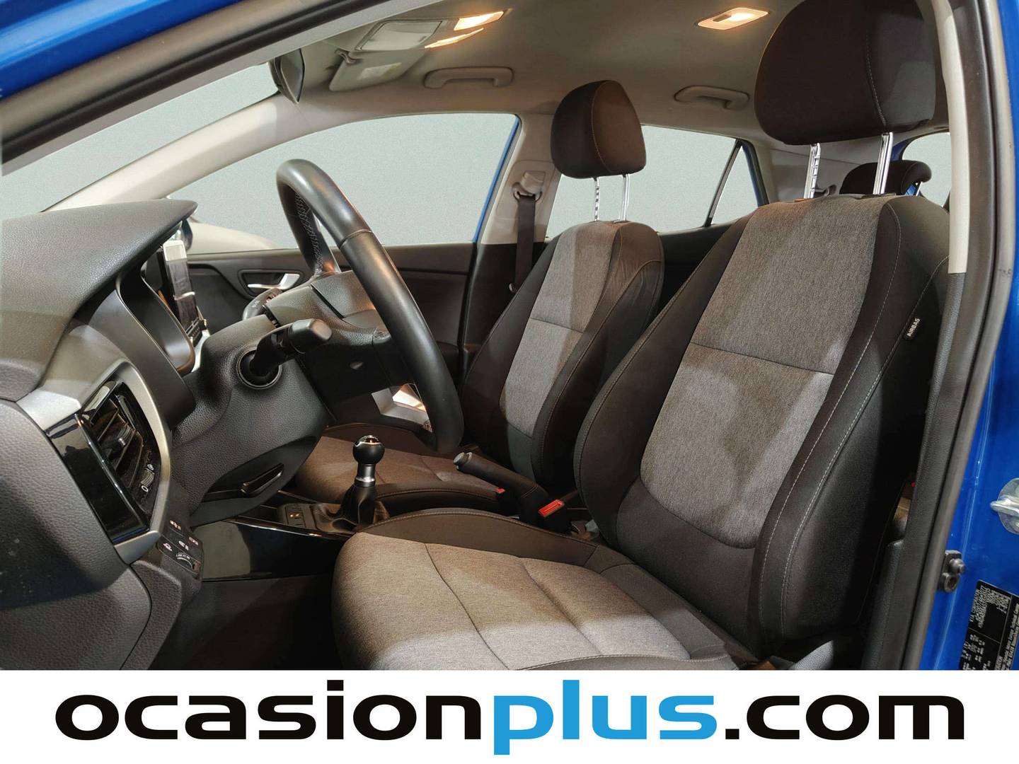 Foto asientos delanteros KIA Stonic KIA Stonic 1.2 DPi Drive (79 CV)