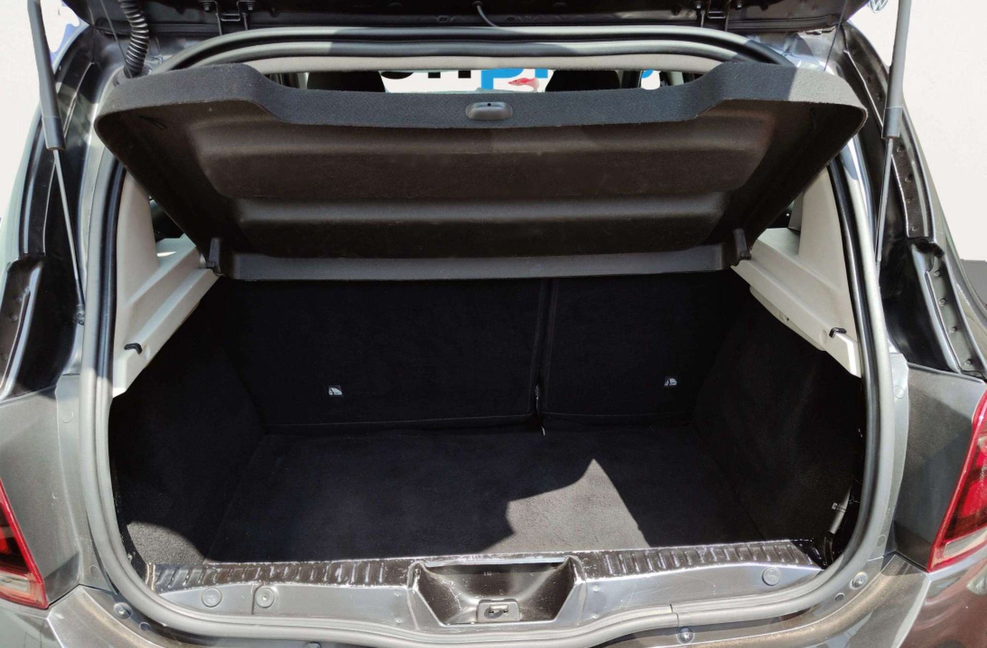 Dacia Sandero dCi 90 Stepway - foto 12