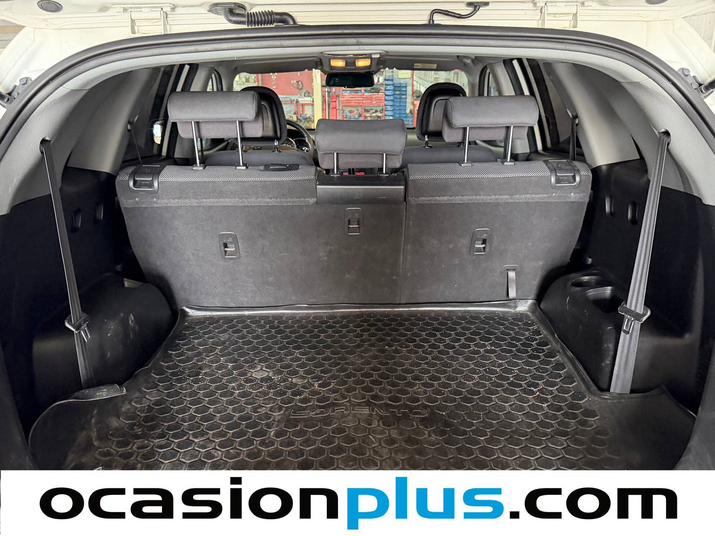 Fotos maletero KIA Sorento KIA Sorento 2.0 CRDi Drive 4x2 (150 CV) 7 plazas