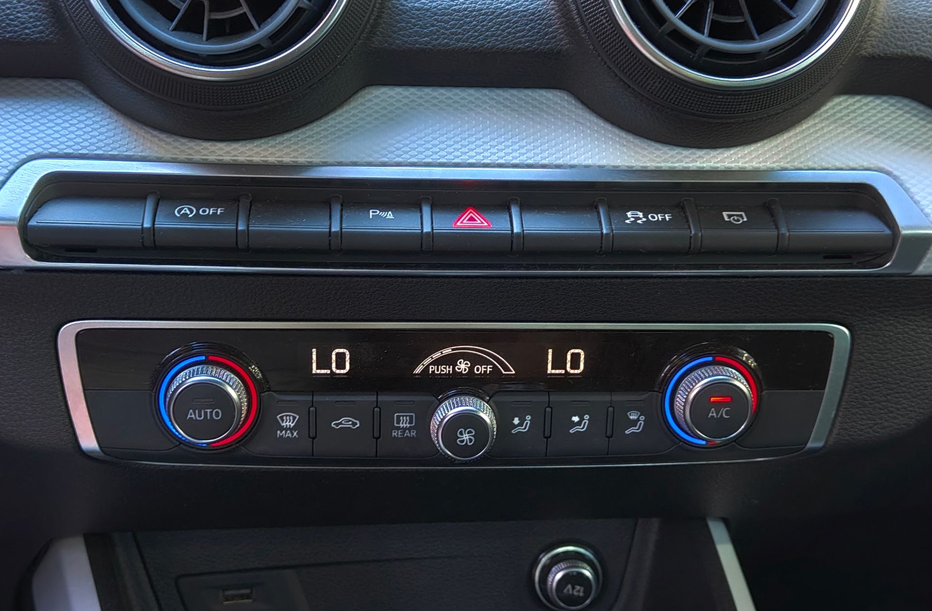 Audi Q2 design 30 TDI - foto 31
