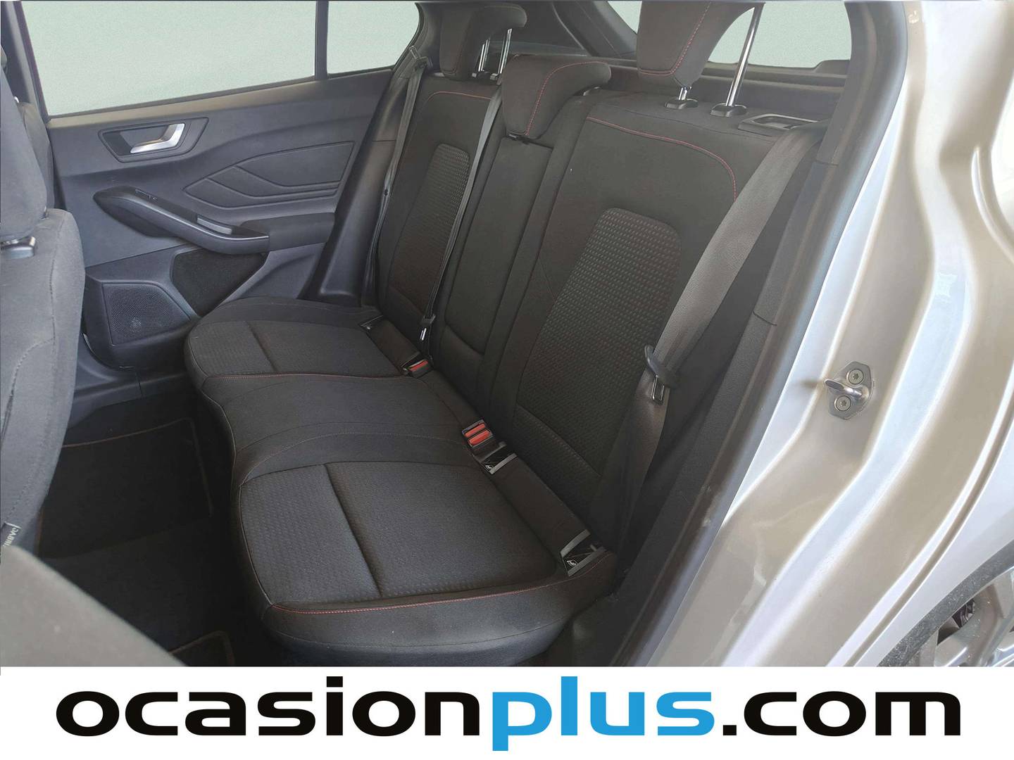 Foto asientos traseros Ford Focus Ford Focus 1.0 Ecoboost MHEV ST-Line (125 CV)