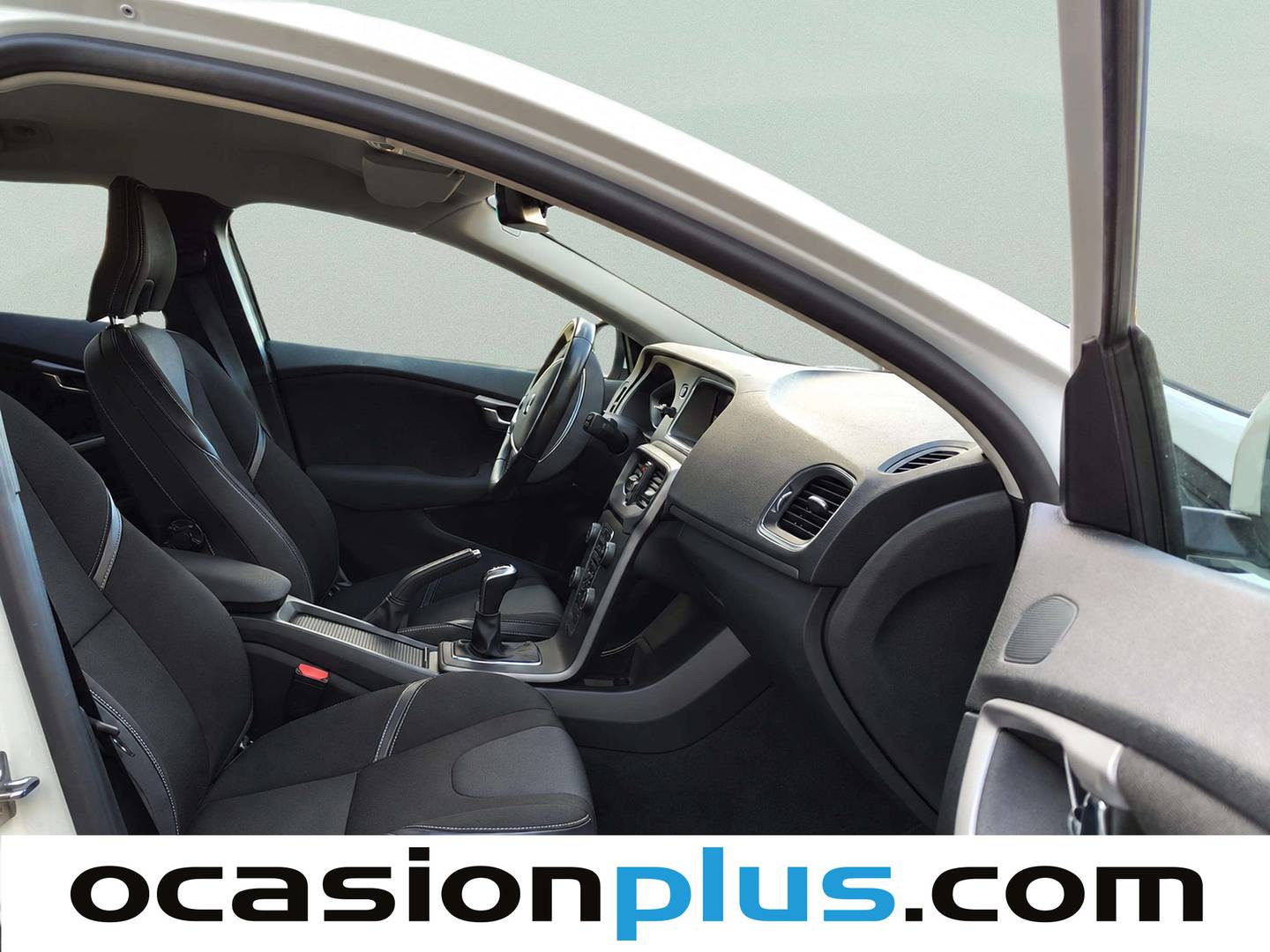 Volvo V40 Volvo V40 T3 Momentum (152 CV) gasolina